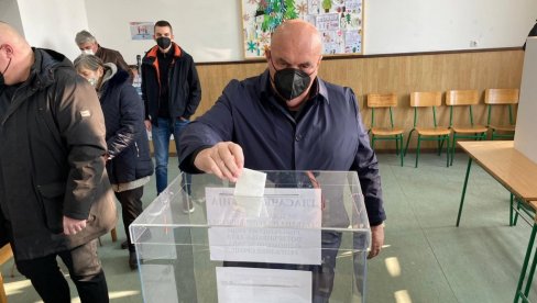 PALMA: Državni organi hitno da reaguju na pokušaj plasiranja lažnih i falsifikovanih rezultata referenduma od strane dela opozicije PALMA: Državni organi hitno da reaguju na pokušaj plasiranja lažnih i falsifikovanih rezultata referenduma od strane dela opozicije