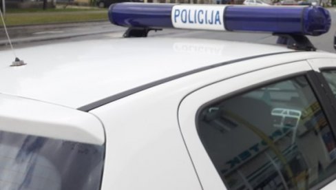 VOZAČ NA VOŽDOVCU ISKLJUČEN IZ SAOBRAĆAJA: Konzumirao kanabis, zadržan u službenim prostorijama VOZAČ NA VOŽDOVCU ISKLJUČEN IZ SAOBRAĆAJA: Konzumirao kanabis, zadržan u službenim prostorijama