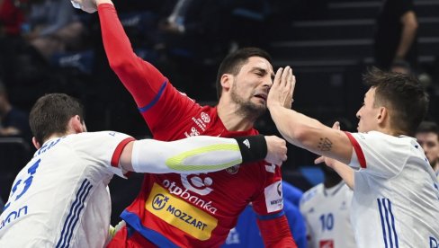 СВЕ ЗАВИСИ ОД НАС: Лазар Кукић сматра да рукометаши морају у четвртак у  Нишу и у недељу у Утени да докажу да су квалитетнији