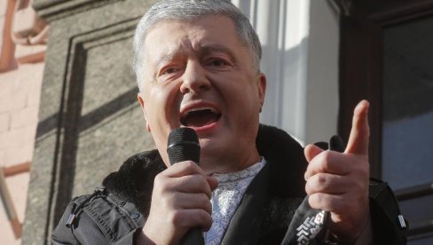 POROŠENKO O SAMITU TARAMPA I PUTINA: Ruski predsednik želi da blebeće o miru kako bi mogao da nastavi da vodi rat POROŠENKO O SAMITU TARAMPA I PUTINA: Ruski predsednik želi da blebeće o miru kako bi mogao da nastavi da vodi rat