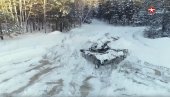 RADI I NA -50: Ruskom oklopnom vozilu ne može ništa ni polarna hladnoća (VIDEO) RADI I NA -50: Ruskom oklopnom vozilu ne može ništa ni polarna hladnoća (VIDEO)