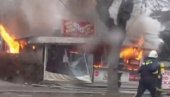 GORELI KIOSK I BARAKA: Vatrogasci intervenisali u dva odvojena požara, u Zemunu i na Novom Beogradu