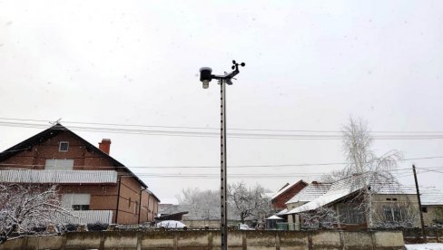 KOD PARAĆINA SEDMA METEOROLOŠKA STANICA: Vremenske parametre meri u selu Svojnovo KOD PARAĆINA SEDMA METEOROLOŠKA STANICA: Vremenske parametre meri u selu Svojnovo