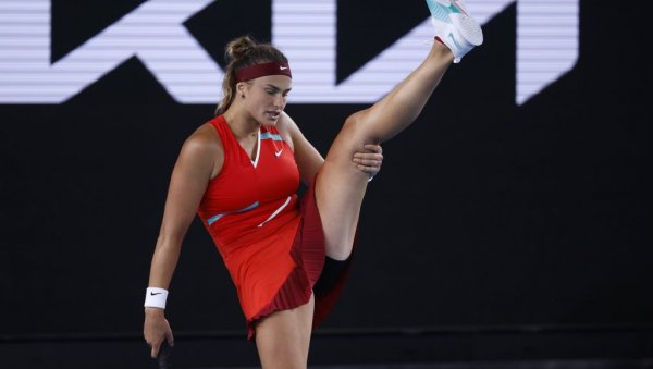 СЕНЗАЦИЈА: С Аустралијан опена испала друга тенисерка света, и то уз смешну сцену на крају