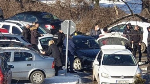 ZELJKOVIĆA SPASAO HAPŠENJA: Tokom rasvetljavanja afere Korona ugovori, u Banjaluci uhapšen vozač Civilne zaštite RS Milan Jašarević ZELJKOVIĆA SPASAO HAPŠENJA: Tokom rasvetljavanja afere Korona ugovori, u Banjaluci uhapšen vozač Civilne zaštite RS Milan Jašarević