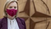 MINISTARKA POZITIVNA NA KOVID: Šefica britanske diplomatije izolovana u kući MINISTARKA POZITIVNA NA KOVID: Šefica britanske diplomatije izolovana u kući