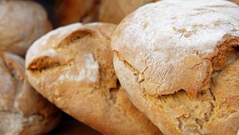 VOJNICI SU GA NOSILI U TORBI KAO ZAŠTITU: Tain - hleb koji je bio simbol opstanka našeg naroda