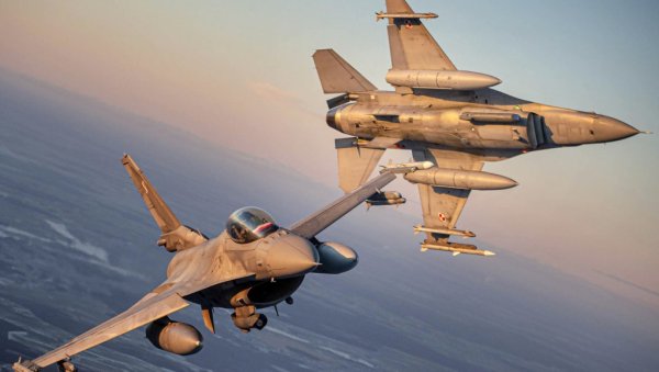 ЗВАНИЧНИК ПЕНТАГОНА: Америци ће требати годину и по дана да испоручи Ф-16 Кијеву