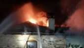 GORELA SRPSKA SVETINJA: Požar tik uz Hilandar, vatrogasci sprečili najgore (FOTO)