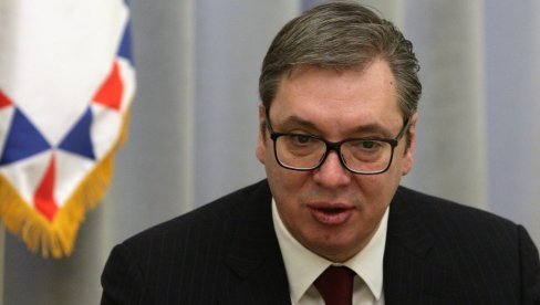 VUČIĆ ZA BLUMBERG: Novi američki predsednik da predloži plan za primirje u Ukrajini što je pre moguće