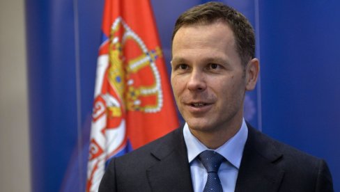 SINIŠA MALI PODSETIO MLADE: Prijava za pomoć od 100 evra počinje sutra, isplata u junu SINIŠA MALI PODSETIO MLADE: Prijava za pomoć od 100 evra počinje sutra, isplata u junu