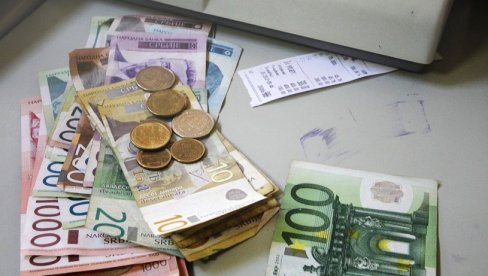 NARODNA BANKA OBJAVILA: Evo koliko od jutros košta evro