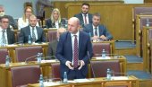 GORI U CRNOGORSKOM PARLAMENTU Knežević: Je li tačno da ste SKAJ aplikaciju povezali sa Milom Đukanovićem?