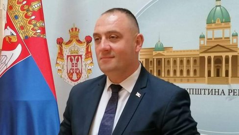 VUJADINOVIĆ: Srbija naš narod u regionu neće ostaviti bez podrške VUJADINOVIĆ: Srbija naš narod u regionu neće ostaviti bez podrške