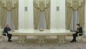 ПУТИН РАЗГОВАРАО СА МАКРОНОМ: Први пут после три године
