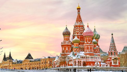 ИТАЛИЈАНСКИ ПЕВАЧ (ПОНОВО) ИДЕ У МОСКВУ ДА ОДРЖИ КОНЦЕРТ: Пупо, познати певач, враћа се на сцену у суботу увече