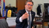 СЕЛАКОВИЋ О НАПАДУ НА САНДРУ БОЖИЋ: Додатна трагедија и срамота за оне који у недостатку идеја прибегавају насиљу и блокадама