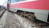 ЖЕЛЕЗНИЧКА НЕСРЕЋА: Путнички воз на прузи Суботица-Београд исклизнуо из шина