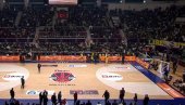 OPŠTI HAOS NA TRIBINAMA: Navijači prekinuli meč Fenerbahče - Galatasaraj (VIDEO)