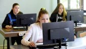 POČINJE PISA TESTIRANJE: Školarci pokazuju kako da primene stečeno znanje POČINJE PISA TESTIRANJE: Školarci pokazuju kako da primene stečeno znanje