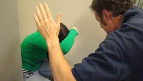 ЗЛОСТАВЉАО И ПРЕТУКАО БИВШУ СУПРУГУ: Подигнута оптужница против насилника из Панчева