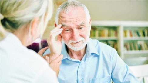 SIMPTOMI PARKINSONOVE BOLESTI: Prepoznajte na vreme teško neurodegenerativno oboljenje SIMPTOMI PARKINSONOVE BOLESTI: Prepoznajte na vreme teško neurodegenerativno oboljenje
