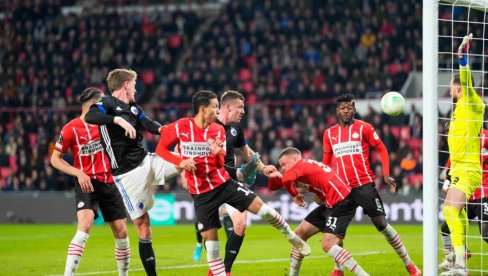 SUPER TRADICIJE ZA DANAŠNJE MEČEVE: PSV - NEC po navici kec SUPER TRADICIJE ZA DANAŠNJE MEČEVE: PSV - NEC po navici kec