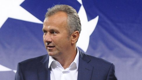 КАО ЧОВЕКУ И ЦРНОГОРЦУ... Бивши фудбалер Црвене звезде писао Дејану Савићевићу након скандала у Загребу