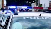 OBOREN MOTOCIKLISTA KOD SLAVIJE: Hitna pomoć na terenu