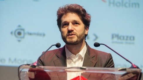 NAJBOLJI SCENARIO STRAHINJE BANOVIĆA: Nagrada na 37. Međunarodnom filmskom festivalu u Monsu pripala našem ostvarenju NAJBOLJI SCENARIO STRAHINJE BANOVIĆA: Nagrada na 37. Međunarodnom filmskom festivalu u Monsu pripala našem ostvarenju
