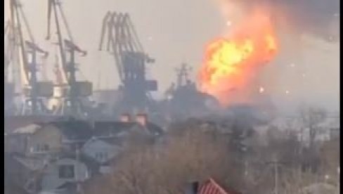 GORI NAFTA NA KUBI: Zapalio se i srušio i treći rezervoar  (VIDEO)