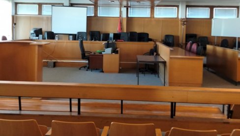 PONOVO NA GLASANJE U VELIKOM TRNOVCU: Upravni sud usvojio žalbu Albanaca PONOVO NA GLASANJE U VELIKOM TRNOVCU: Upravni sud usvojio žalbu Albanaca