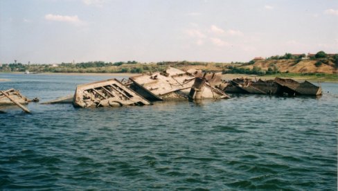 ВУЧИЋ О ЧИШЋЕЊУ ДУНАВА: Извукли смо први немачки брод из реке који су Немци потопили 1944.