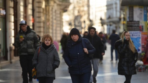 ВРЕМЕНСКА ПРОГНОЗА ЗА ЧЕТВРТАК, 30. НОВЕМБАР: Хладно јутро, током дана могућа киша, температура до 13°С