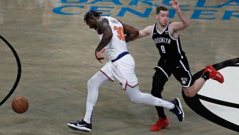 NJEGOVO SRCE ŽELI DA IGRA: Goran Dragić je zvanično završio reprezentativnu karijeru, ali selektor Slovenije nije baš siguran u to NJEGOVO SRCE ŽELI DA IGRA: Goran Dragić je zvanično završio reprezentativnu karijeru, ali selektor Slovenije nije baš siguran u to