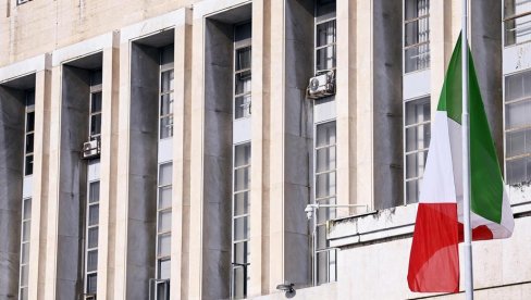 ITALIJA ZABRANILA PRISTAJANJE RUSKIM BRODOVIMA: Totalna blokada stupa na snagu ITALIJA ZABRANILA PRISTAJANJE RUSKIM BRODOVIMA: Totalna blokada stupa na snagu