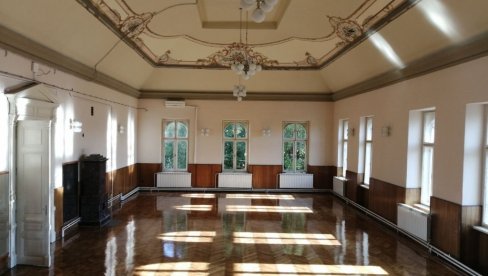 I U VRŠCU ŠKOLUJU BALERINE: Otvoreno istureno odeljenje pančevačke škole „Dimitrije Parlić“ I U VRŠCU ŠKOLUJU BALERINE: Otvoreno istureno odeljenje pančevačke škole „Dimitrije Parlić“
