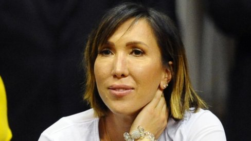 EVAKUISANA IZ DUBAIJA: Jelena se obratila predsedniku