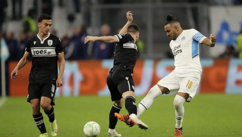 ČUDESAN GOL OBELEŽIO LIGU KONFERENCIJA: Murinjo opet doživeo fudbalski šamar, a Pajet raspametio Evropu ČUDESAN GOL OBELEŽIO LIGU KONFERENCIJA: Murinjo opet doživeo fudbalski šamar, a Pajet raspametio Evropu