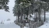 НАГЛА ПРОМЕНА ВРЕМЕНА ЗА ВИКЕНД: Јако захлађење, киша и снег захватиће ове делове Србије
