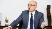 НАЈБИТНИЈЕ ЈЕ ДА БУДЕМО ЉУДИ: Градоначелник Милош Вучевић честитао Рамазански бајрам