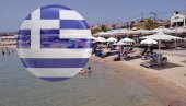 U GRČKOJ VEĆ POČELI DA DERU: Cene ležaljki podivljale, turisti šokirani