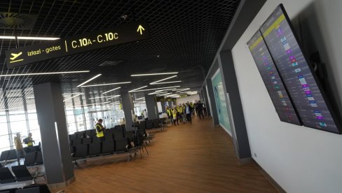 ZAVRŠENA DOGRADNJA TERMINALA C AERODROMA : Putnici dobili nove čekaonice, pokretne trake i centralnu kontrolu ZAVRŠENA DOGRADNJA TERMINALA C AERODROMA : Putnici dobili nove čekaonice, pokretne trake i centralnu kontrolu