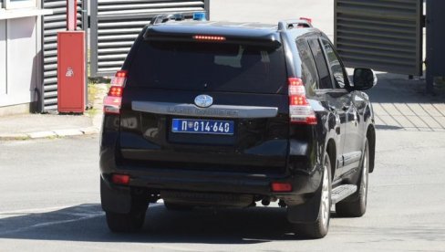 MINE, PIŠTOLJI I DROGA U GARAŽI: Policija razbila štek u Novom Sadu