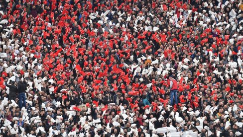 KAKVE CENE! Crvena zvezda donela odluku, ovoliko košataju karte za utakmice Lige Evrope sa Seltikom, Lilom, bivšom Steauom i Seltom!