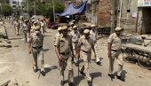 SPREČEN ATENTAT U INDIJI: Napadači pripucali na konvoj bezbednjaka, meta bio on