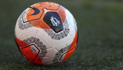JOŠ NIJE KRAJ: Legendarni belgijski fudbaler će igrati još godinu dana!