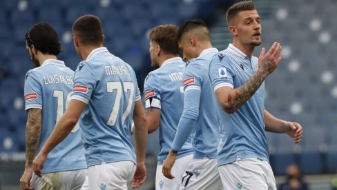 GOTOVO JE, LACIO NE ŽELI DA OSTANE BEZ PARA: Sergej Milinković Savić napušta Rim na leto GOTOVO JE, LACIO NE ŽELI DA OSTANE BEZ PARA: Sergej Milinković Savić napušta Rim na leto
