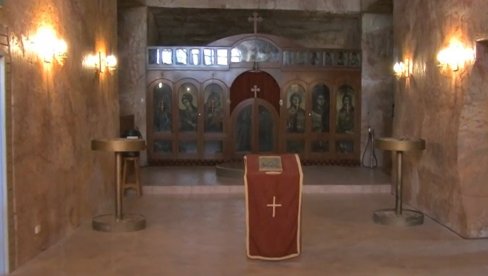 SRPSKA CRKVA POD ZEMLJOM U AUSTRALIJI: Pogledajte neverovatne prizore (FOTO/VIDEO) SRPSKA CRKVA POD ZEMLJOM U AUSTRALIJI: Pogledajte neverovatne prizore (FOTO/VIDEO)