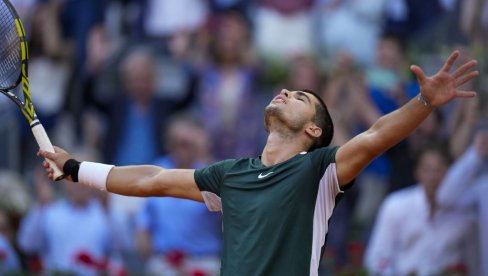 KLINAC JE ČUDO: Karlos Alkaraz pobedio i Nadala, i Đokovića, ali šta je uradio trećem teniseru sveta u finalu...